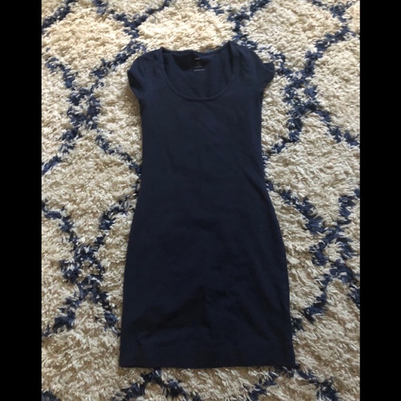 H&M Dresses & Skirts - H&M mini dress